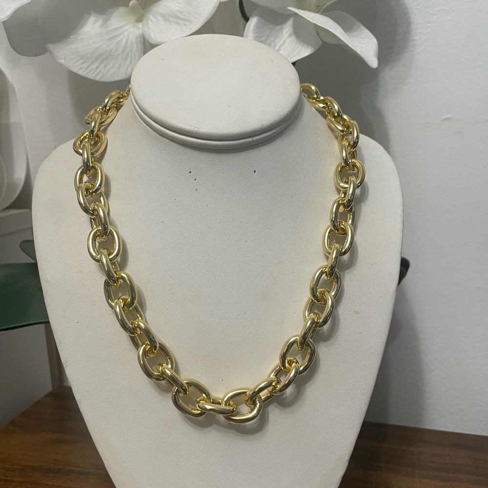 NECKLACE - Picture 3 of 11